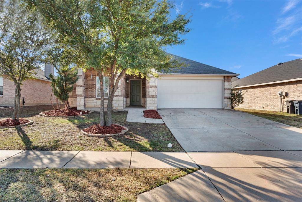 4704 Slide Road, Fort Worth, TX 76244