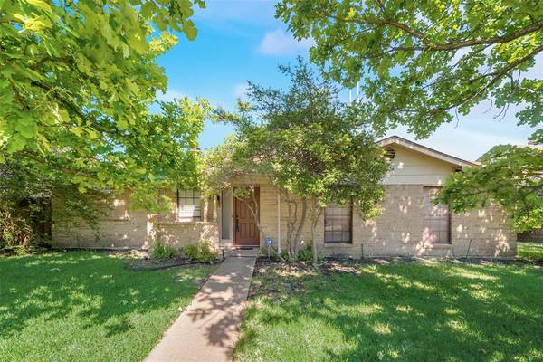 1106 Harness Lane,  Richardson,  TX 75081