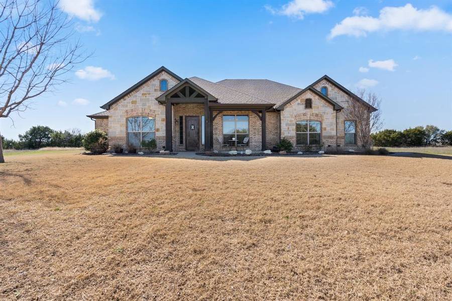 7700 Prestwick Drive, Cleburne, TX 76033