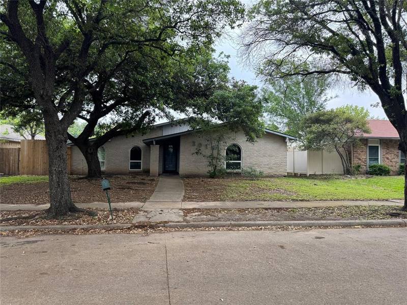 3018 Gayle Drive, Garland, TX 75044