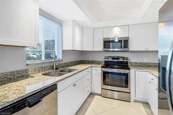 5651 Rattlesnake Hammock RD 106C, Naples, FL 34113