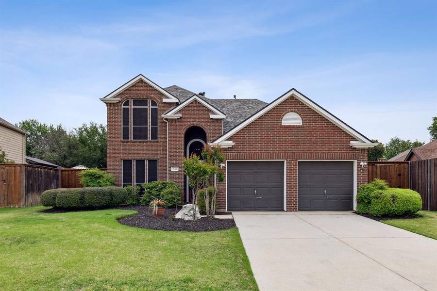 746 River Oak Way, Lake Dallas, TX 75065