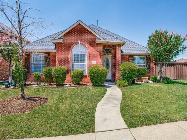 1300 Dove Brook Drive, Allen, TX 75002