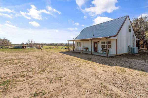 3991 Sarra Lane, Springtown, TX 76082