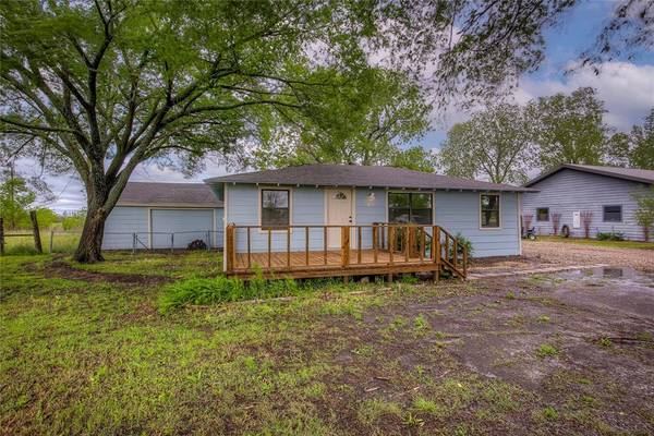 815 US Highway 69, Celeste, TX 75423