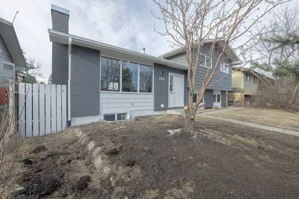 Calgary, AB T1Y 1X5,4916 Whitehorn DR NE