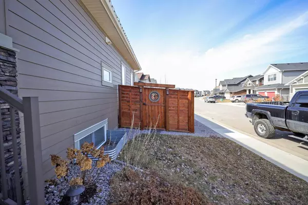 Airdrie, AB T4B4H1,326 Bayside CRES SW