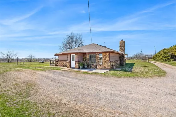 Tuttle, OK 73089,1127 County Street 2920