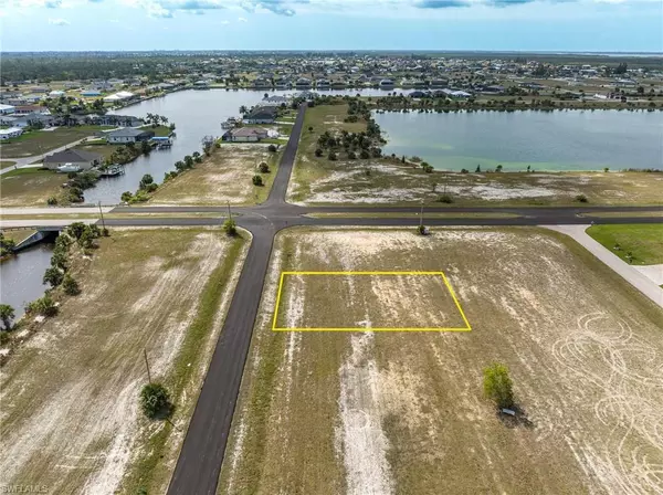 Cape Coral, FL 33993,3726 43rd PL