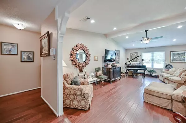 Arlington, TX 76016,4000 Morris Lane