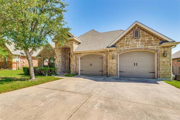 703 Dove Ridge,  Sanger,  TX 76266