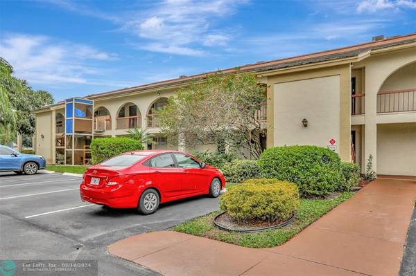 2605 Nassau Bnd  #D2, Coconut Creek, FL 33066