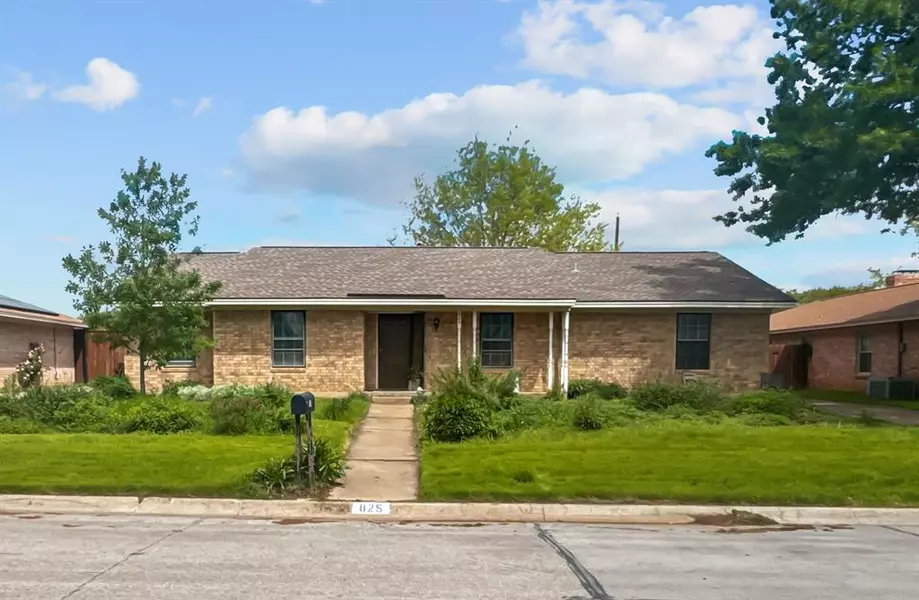 825 Imperial Drive, Denton, TX 76209