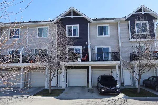 Chestermere, AB T1X 0P6,300 Marina DR #65