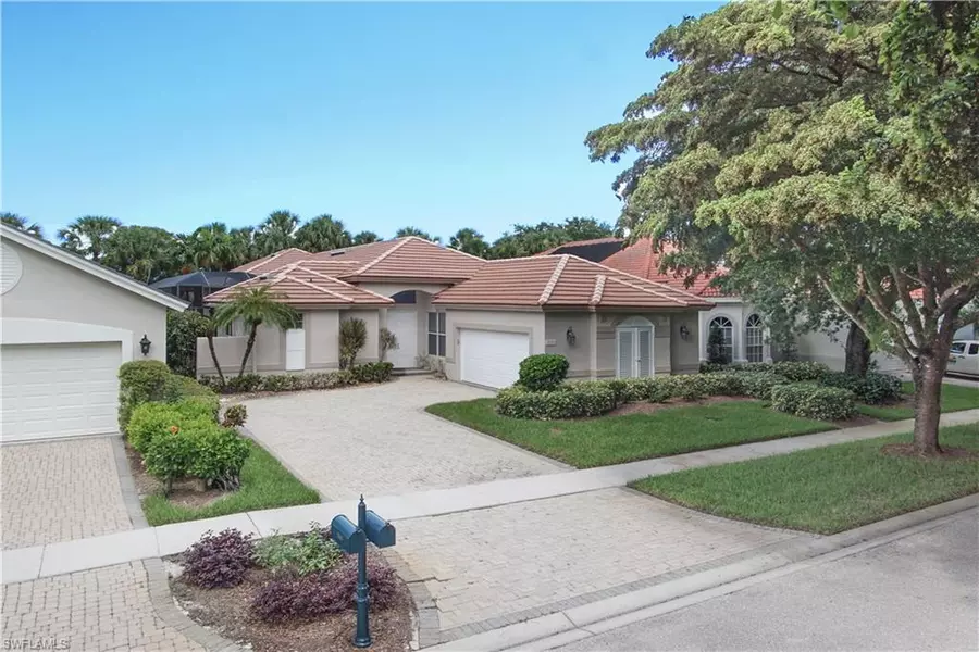 5065 Kensington High ST, Naples, FL 34105