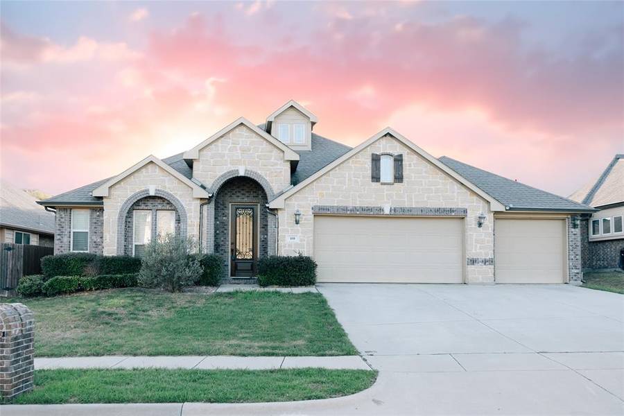 108 Hurstwood Court, Anna, TX 75409