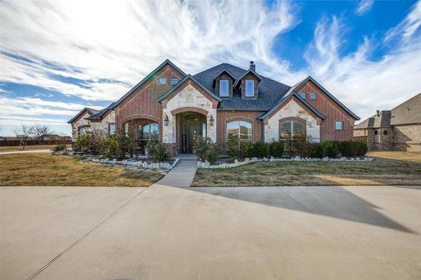 2450 Siltstone Circle, Midlothian, TX 76065