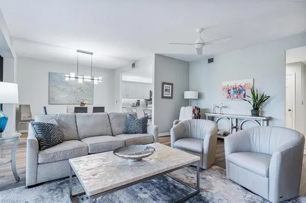 40 Cypress View DR 40, Naples, FL 34113