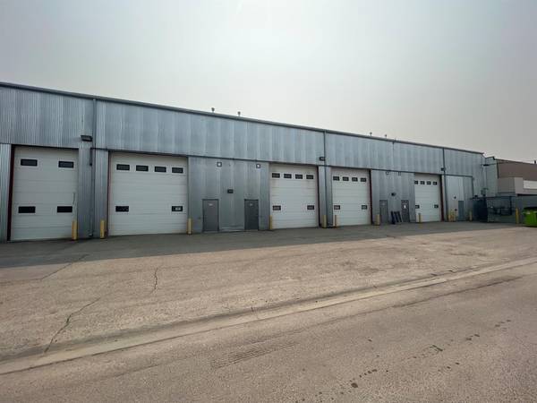 554 Carmichael LN #125, 127, 131, Hinton, AB t7v1s8