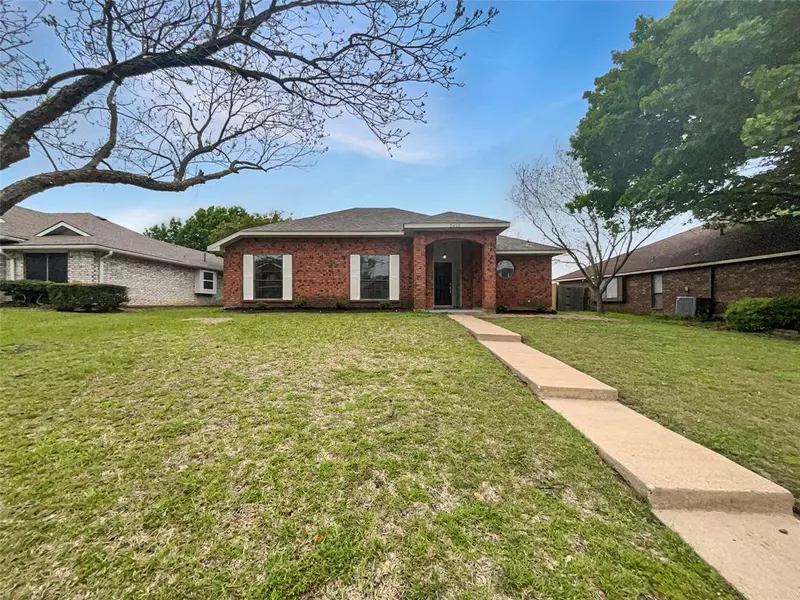 2615 Primrose Lane, Rowlett, TX 75089