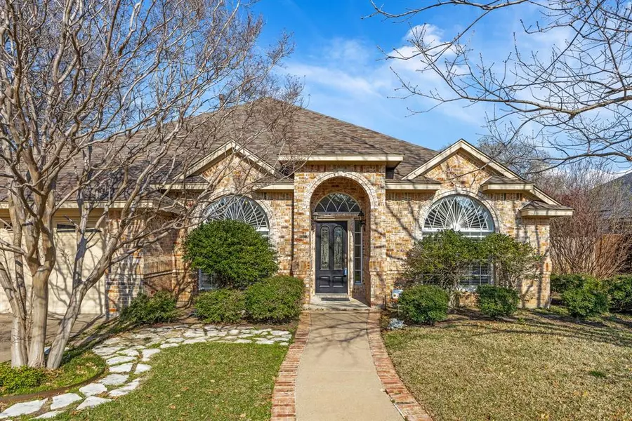 9 Waterwood Court, Mansfield, TX 76063