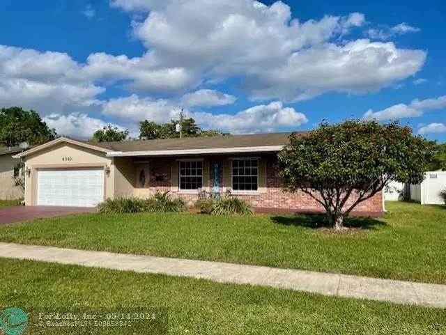 Cooper City, FL 33328,4942 SW 90th Way