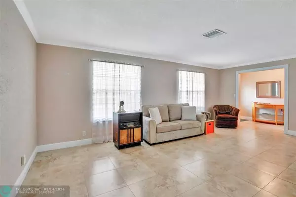 Cooper City, FL 33328,4942 SW 90th Way