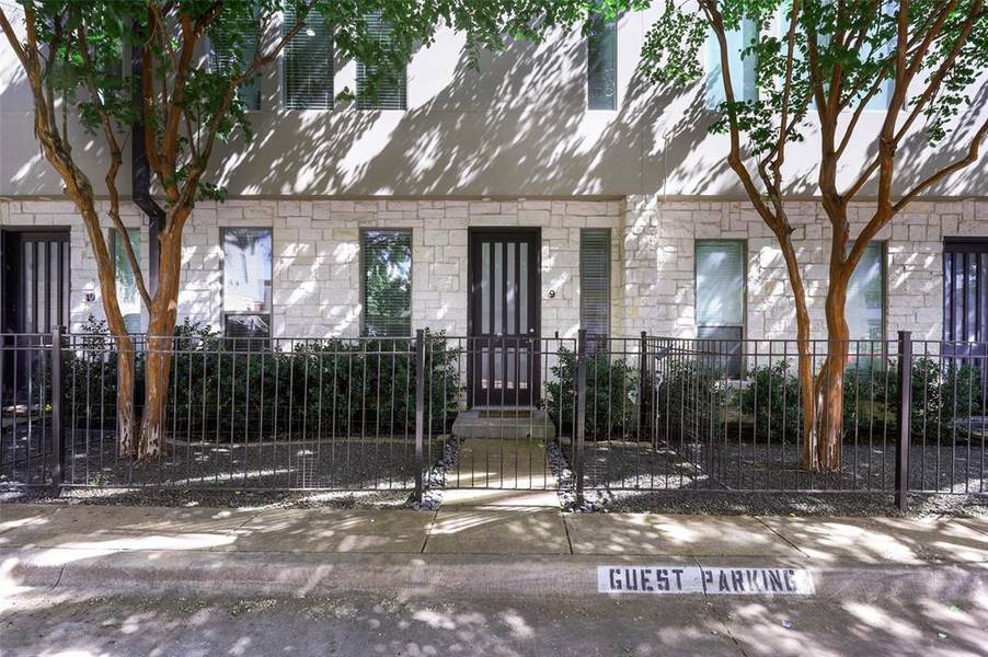 1600 N Haskell Avenue #9, Dallas, TX 75204