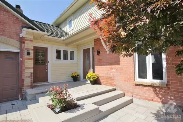 Stittsville, ON K2S 1G8,24 BIRDSTONE AVE