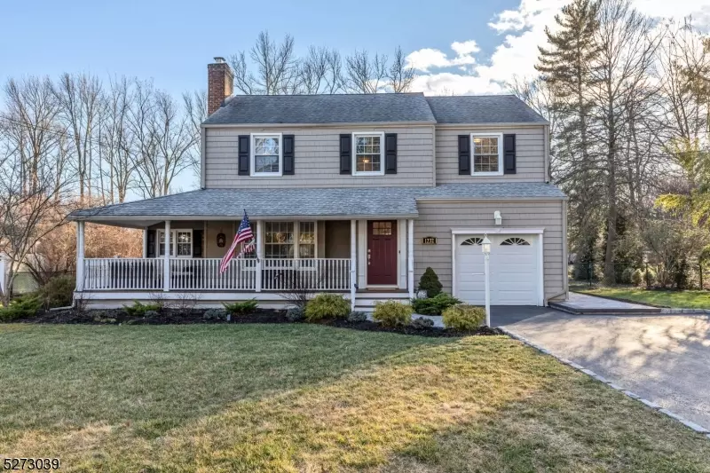 1232 Sunnyfield Ln, Scotch Plains Twp., NJ 07076