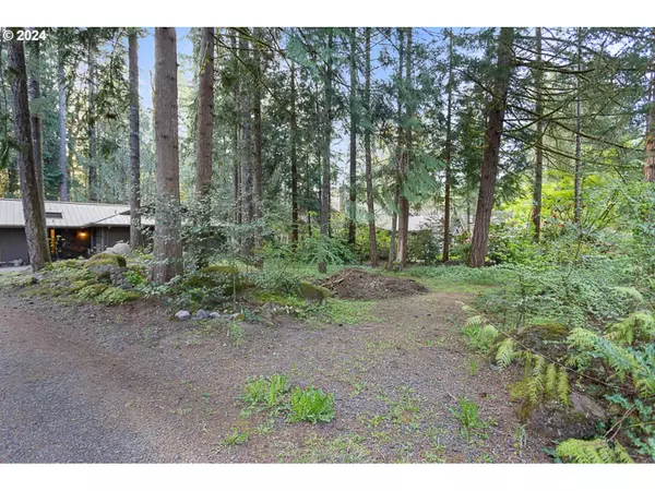 Brightwood, OR 97011,22099 E WILD FERN LN