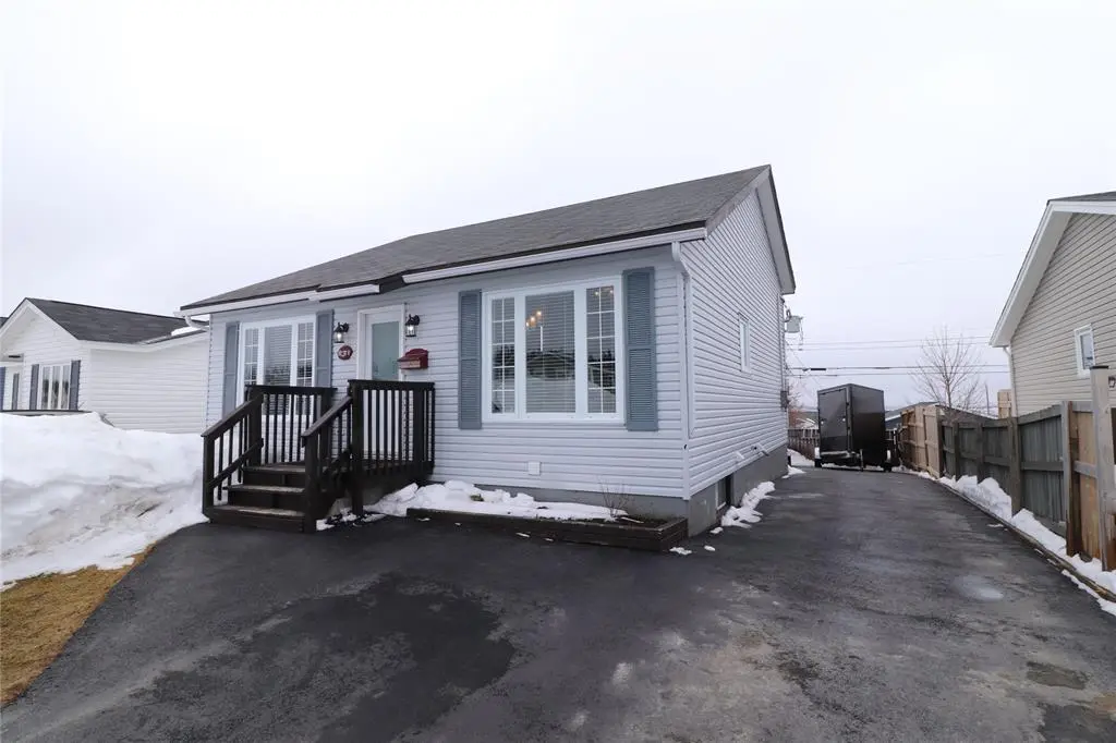 13 Montclair Street, Mount Pearl, NL A1N 4N9