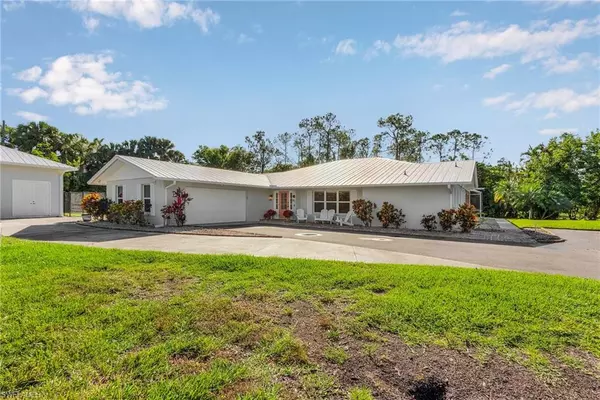 Naples, FL 34105,2950 Coach House LN