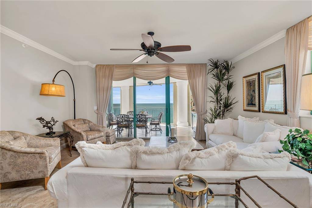 Marco Island, FL 34145,980 Cape Marco DR 908