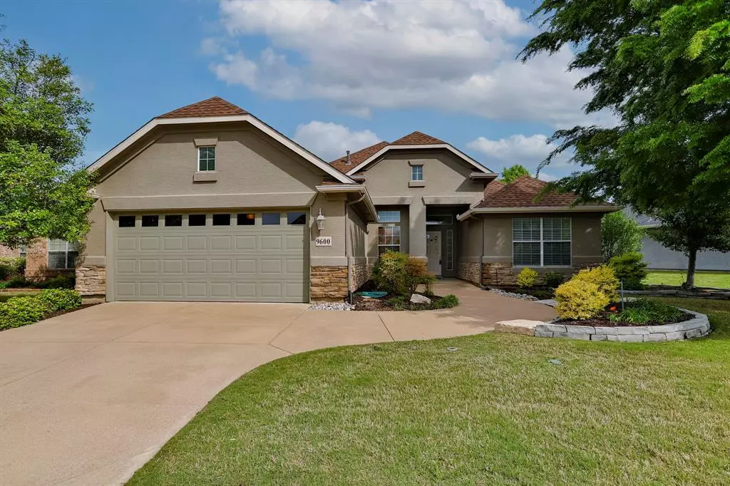 Denton, TX 76207,9600 Orangewood Trail