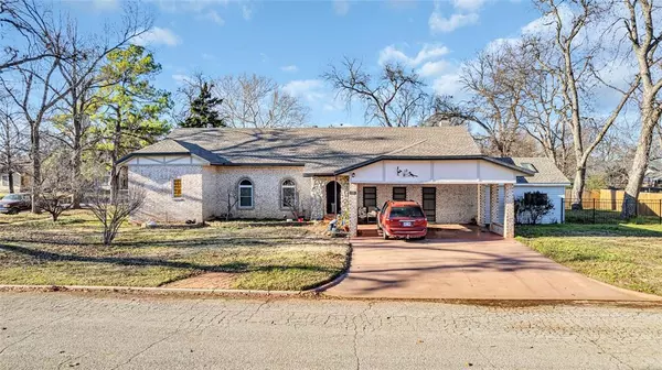 602 N Walnut Street, Pauls Valley, OK 73075