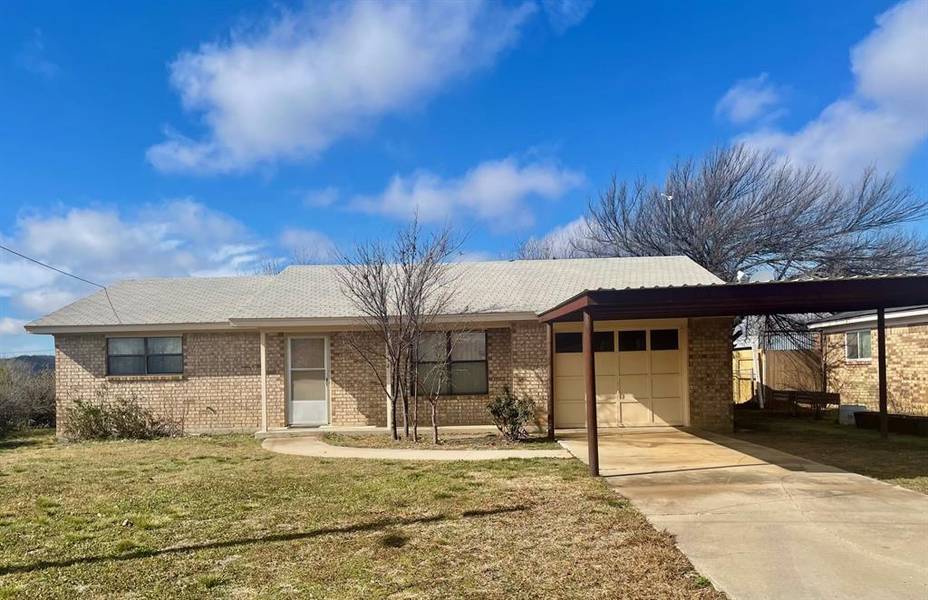 2314 Clow Street, Coleman, TX 76834