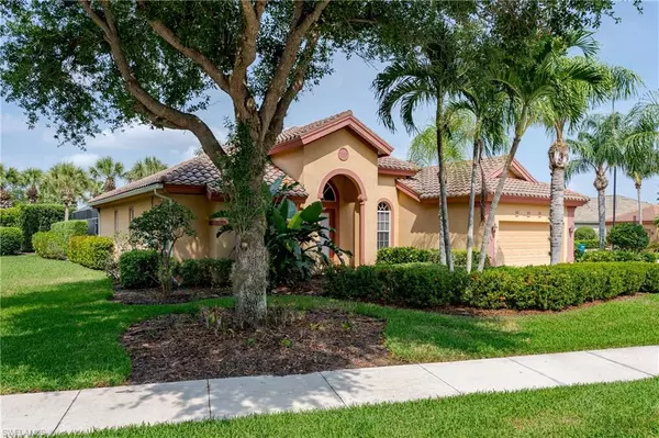 Naples, FL 34120,8754 Hideaway Harbor CT