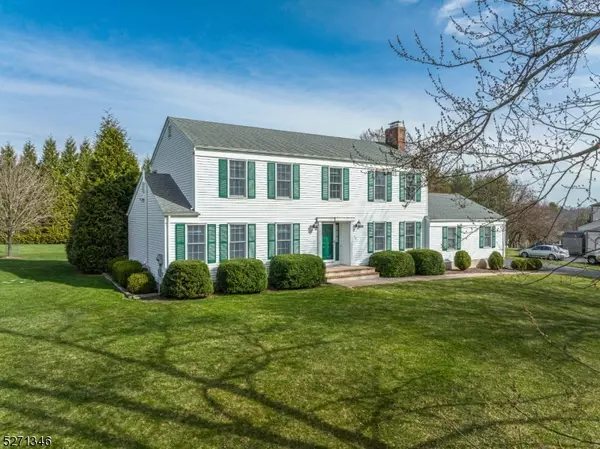 56 Madison Ave, Raritan Twp., NJ 08822