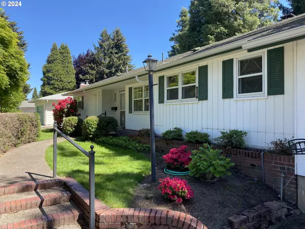 Eugene, OR 97404,466 W AZALEA AVE