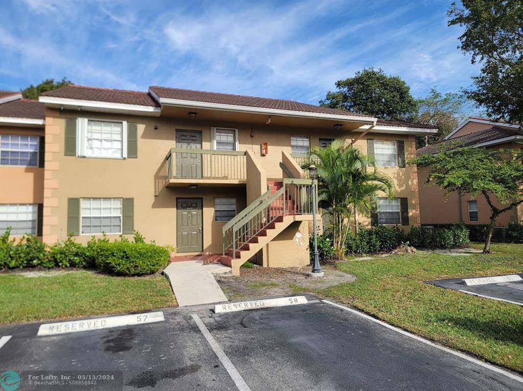 Pembroke Pines, FL 33026,10353 NW 8th St  #206