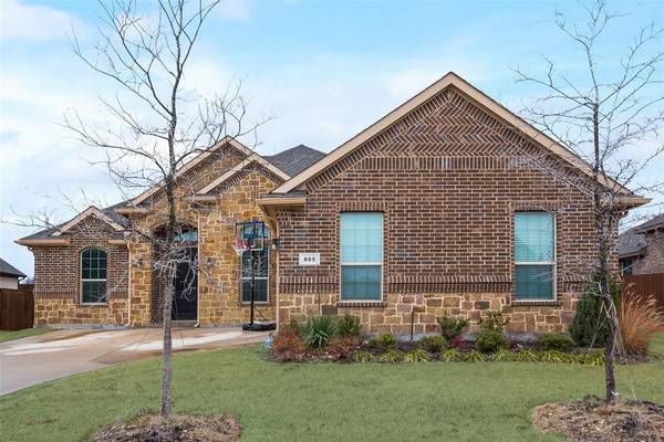 805 Summer Grove Drive, Midlothian, TX 76065