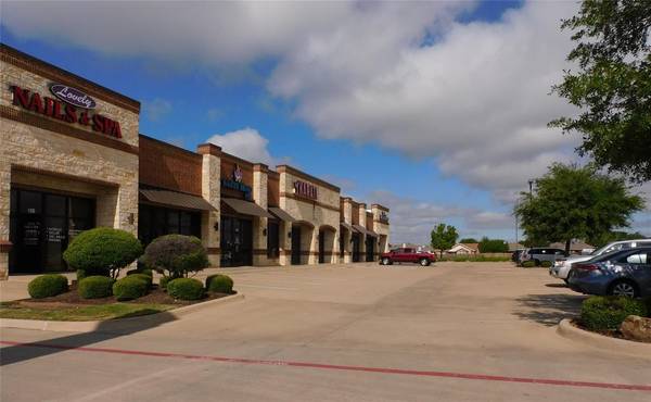 Burleson, TX 76028,2650 SW Wilshire Boulevard #300-400