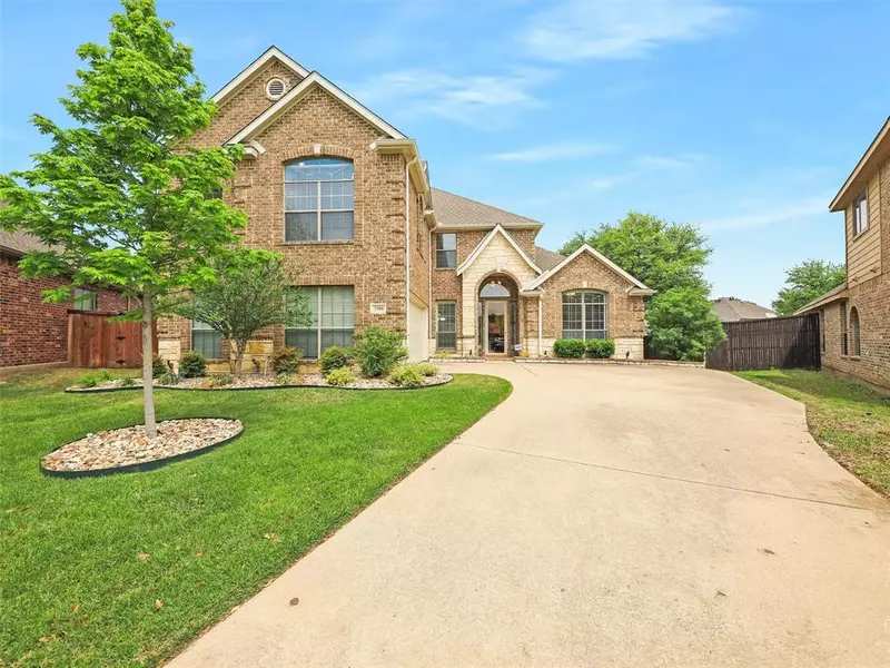 7300 Oak Leaf Drive, Mckinney, TX 75072