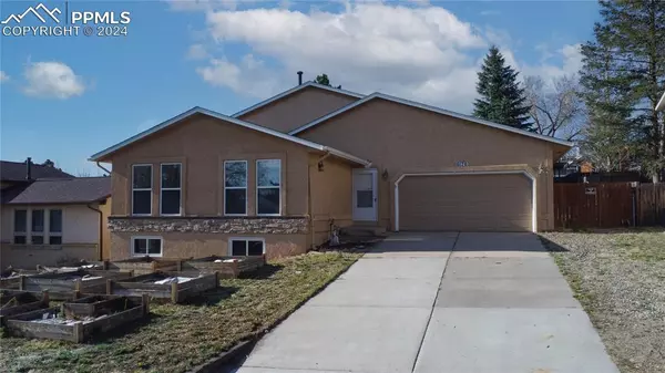 6170 Little Johnny DR, Colorado Springs, CO 80918