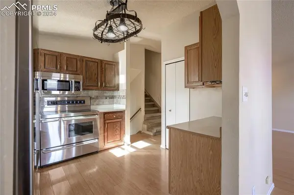 6170 Little Johnny DR, Colorado Springs, CO 80918