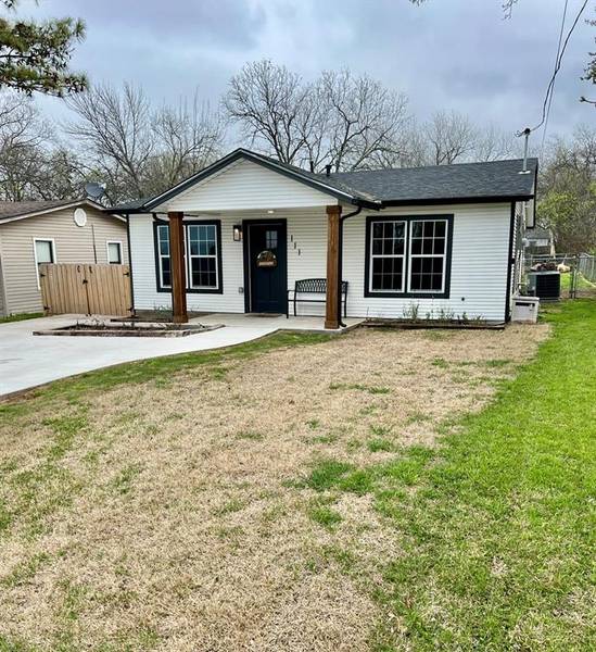 111 Herberta Street, Pottsboro, TX 75076