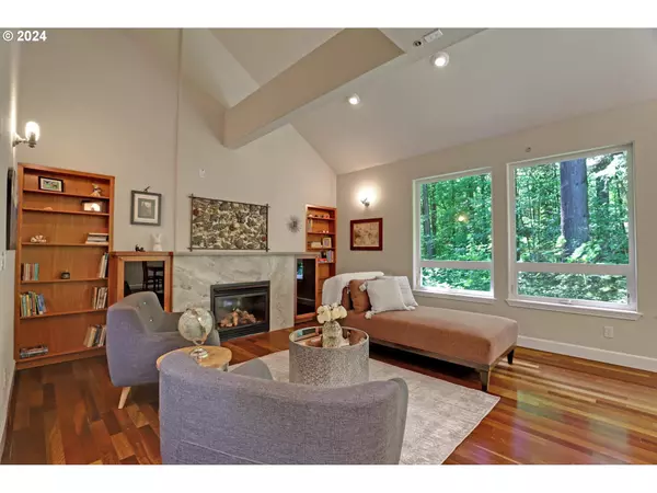 Portland, OR 97221,628 SW ARBORETUM CIR