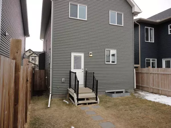 Airdrie, AB T4A 0W5,305 Ravenstern Link SE