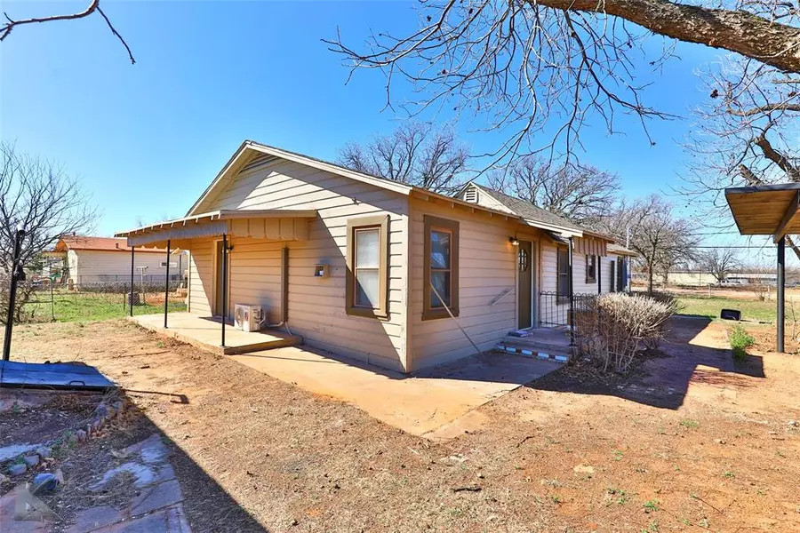 3665 Hickory ST, Abilene, TX 79601